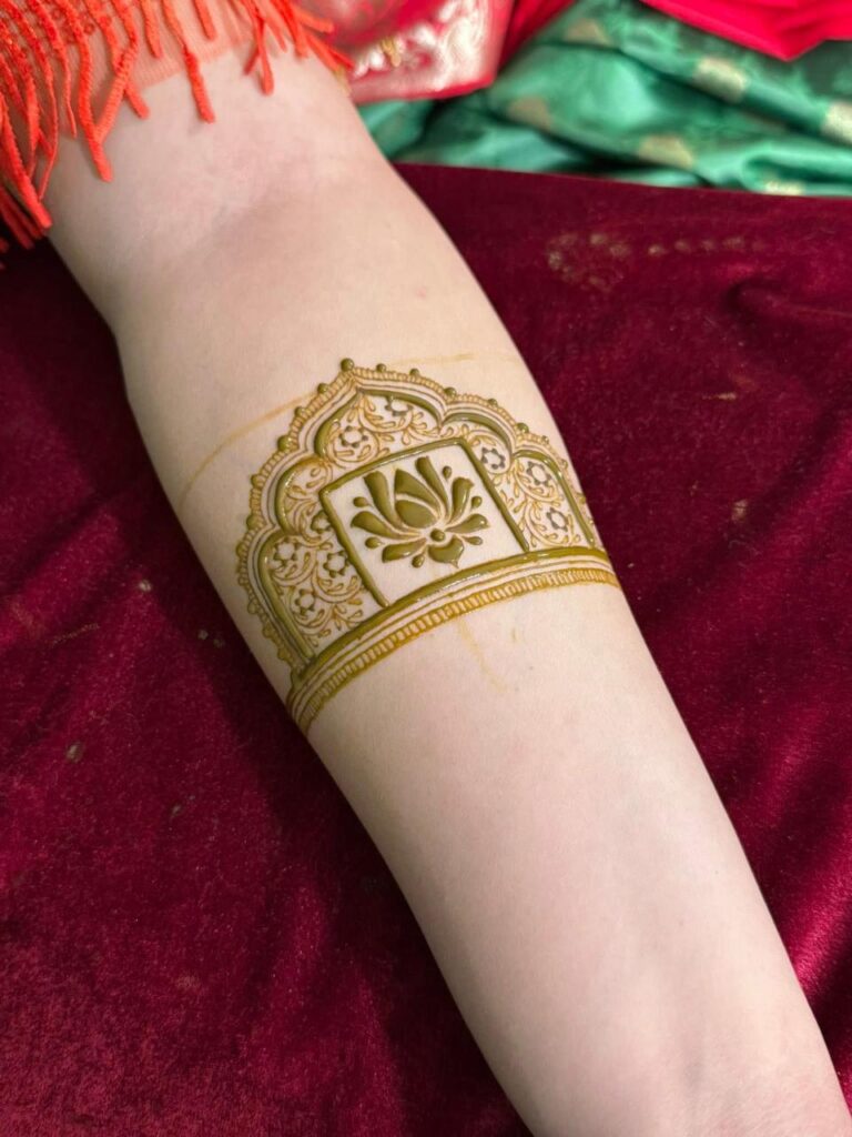 best mehndi artist in aligarh 