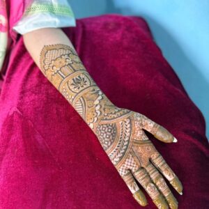 Best Mehndi Artist in Agra | Bridal Mehndi Services in Agra
