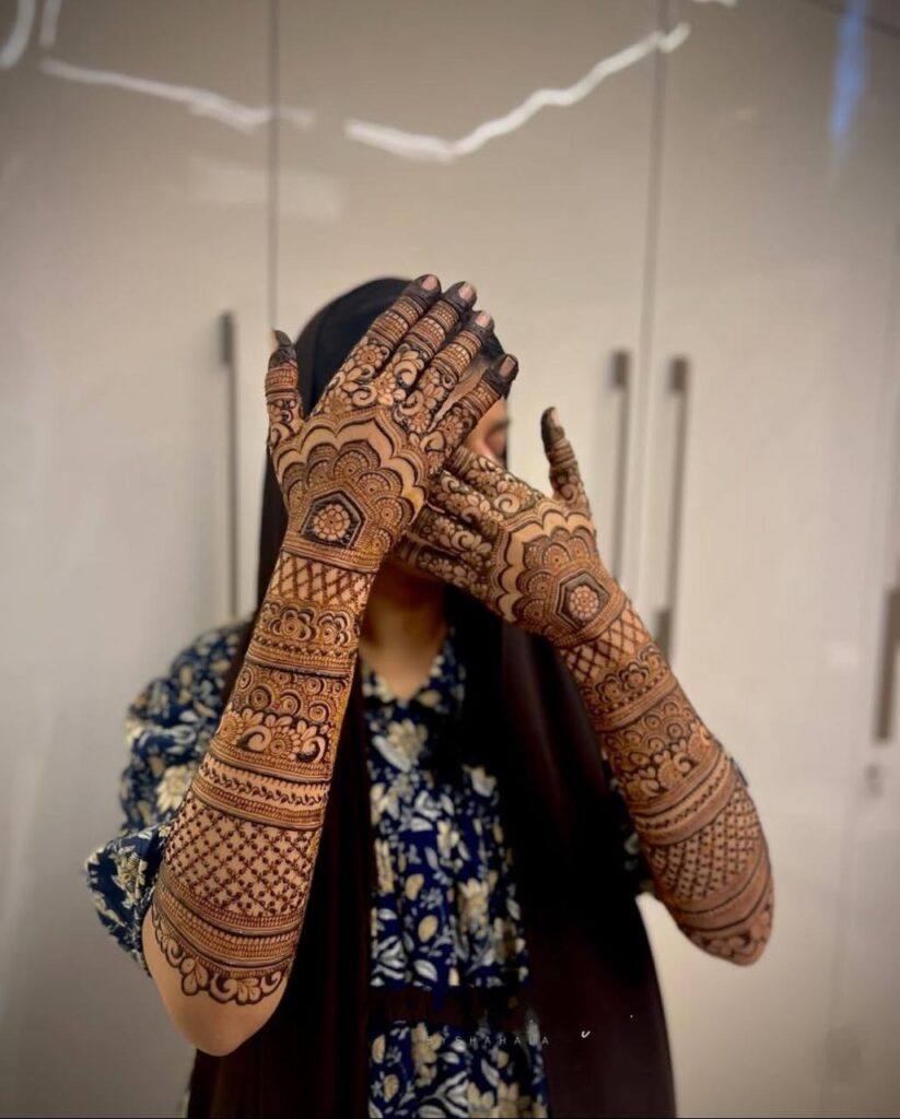 best mehndi designer 