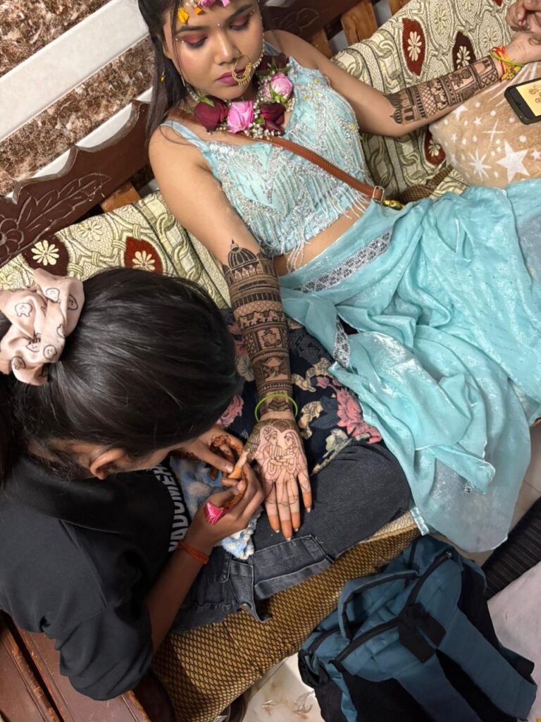 mehndi  artist gaziabad 